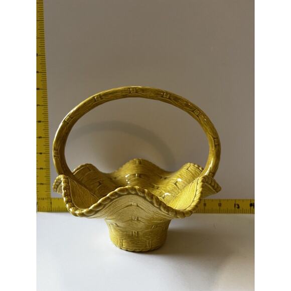 Vintage Ceramic Basket Yellow Weave With Handle Easter 1978 Nowells - Picture 13 of 16